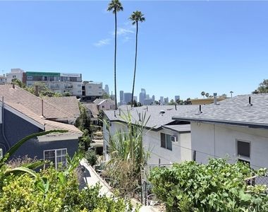 1231 Innes - Photo Thumbnail 3