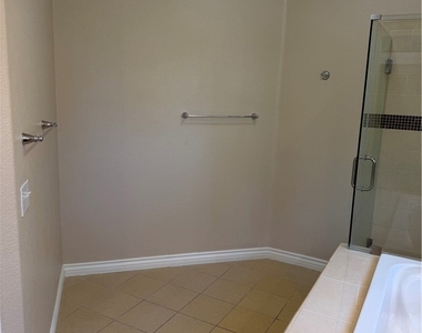 31830 Corte Mendoza - Photo Thumbnail 29