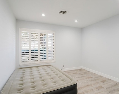 43724 Secure Place - Photo Thumbnail 30