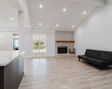 43724 Secure Place - Photo Thumbnail 15