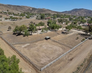 35502 Voss Road - Photo Thumbnail 2