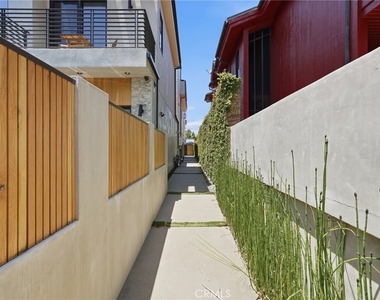 425 N Alfred - Photo Thumbnail 25