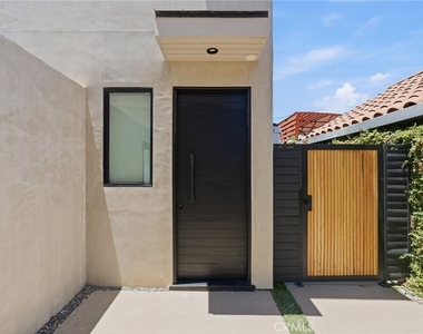 425 N Alfred - Photo Thumbnail 24