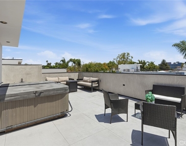 425 N Alfred - Photo Thumbnail 18