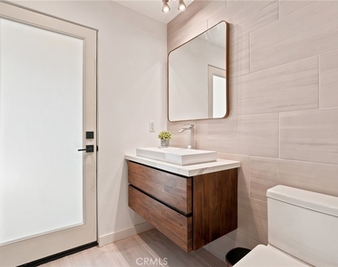 425 N Alfred - Photo Thumbnail 15