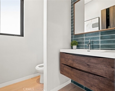 425 N Alfred - Photo Thumbnail 12