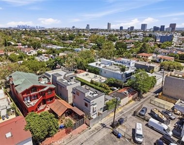 425 N Alfred - Photo Thumbnail 30