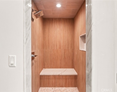 425 N Alfred - Photo Thumbnail 14