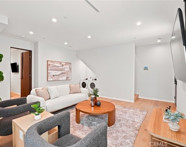 425 N Alfred - Photo Thumbnail 2