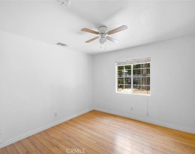 14012 Sayre Street - Photo Thumbnail 7