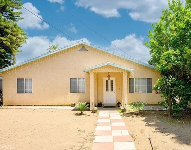 14012 Sayre Street - Photo Thumbnail 16