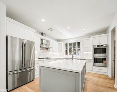 3907 Peartree - Photo Thumbnail 9