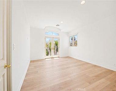 3907 Peartree - Photo Thumbnail 28