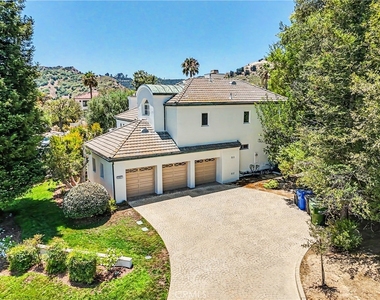 3907 Peartree - Photo Thumbnail 36