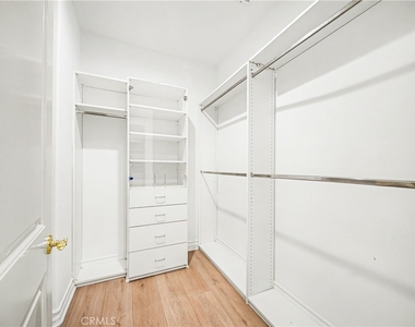 3907 Peartree - Photo Thumbnail 20