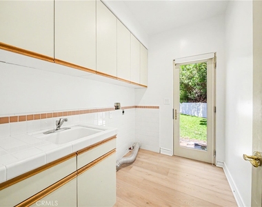 3907 Peartree - Photo Thumbnail 35
