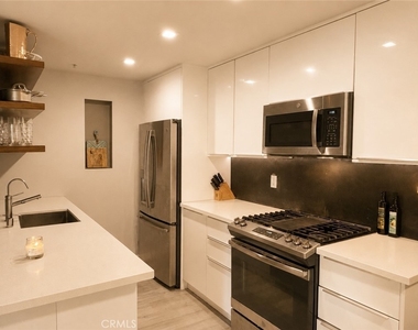 7320 Hawthorn - Photo Thumbnail 7