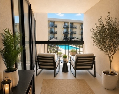 7320 Hawthorn - Photo Thumbnail 19