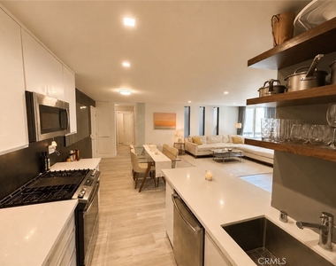 7320 Hawthorn - Photo Thumbnail 6