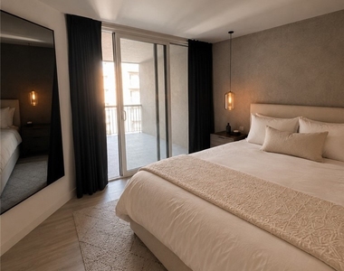 7320 Hawthorn - Photo Thumbnail 11
