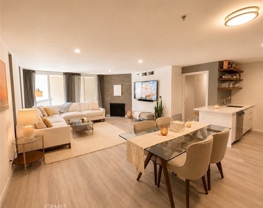 7320 Hawthorn - Photo Thumbnail 2
