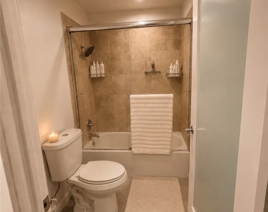 7320 Hawthorn - Photo Thumbnail 13