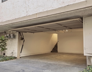 6121 Shoup Avenue - Photo Thumbnail 22