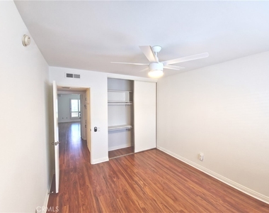 6121 Shoup Avenue - Photo Thumbnail 17