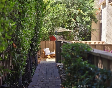 6121 Shoup Avenue - Photo Thumbnail 16