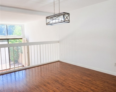6121 Shoup Avenue - Photo Thumbnail 4