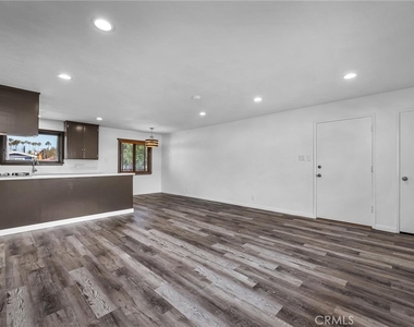 727 S Elvira Avenue - Photo Thumbnail 7
