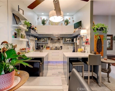 824 Camino Real - Photo Thumbnail 6