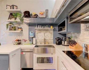 824 Camino Real - Photo Thumbnail 9