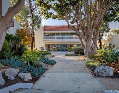 824 Camino Real - Photo Thumbnail 22