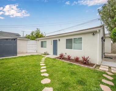 1652 E Rogers Street - Photo Thumbnail 20