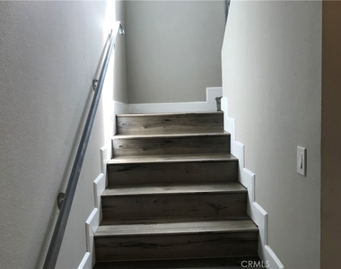 220 E 61st - Photo Thumbnail 16