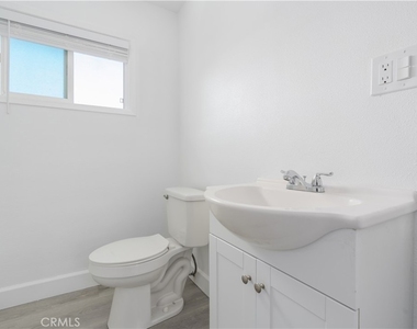 1344 W Vesta - Photo Thumbnail 18