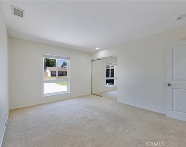 3132 E Locust Avenue - Photo Thumbnail 12
