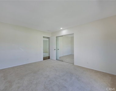 3132 E Locust Avenue - Photo Thumbnail 16
