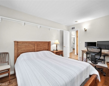 2225 Via Fernandez - Photo Thumbnail 11