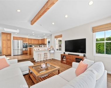 2225 Via Fernandez - Photo Thumbnail 6