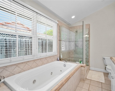 2225 Via Fernandez - Photo Thumbnail 15