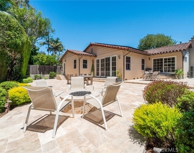 2225 Via Fernandez - Photo Thumbnail 17