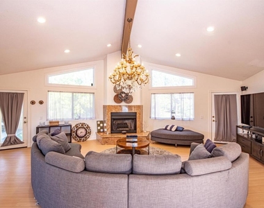 2715 S Centre City Parkway - Photo Thumbnail 69