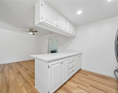 1031 Fletcher Avenue - Photo Thumbnail 11