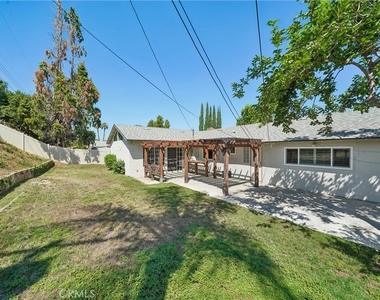 1031 Fletcher Avenue - Photo Thumbnail 23