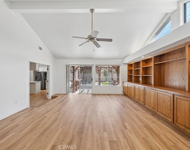 1031 Fletcher Avenue - Photo Thumbnail 6