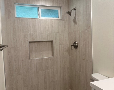 13879 Gavina Ave - Photo Thumbnail 5