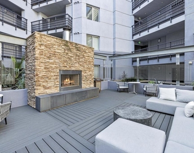 629 Traction Avenue - Photo Thumbnail 14