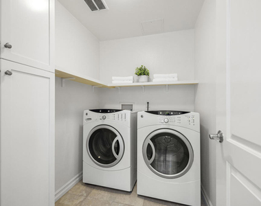 629 Traction Avenue - Photo Thumbnail 12